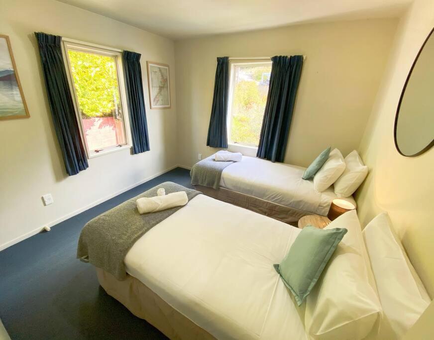 Hideaway Rima - In The Cbd Apartment ควีนส์ทาวน์ ภายนอก รูปภาพ